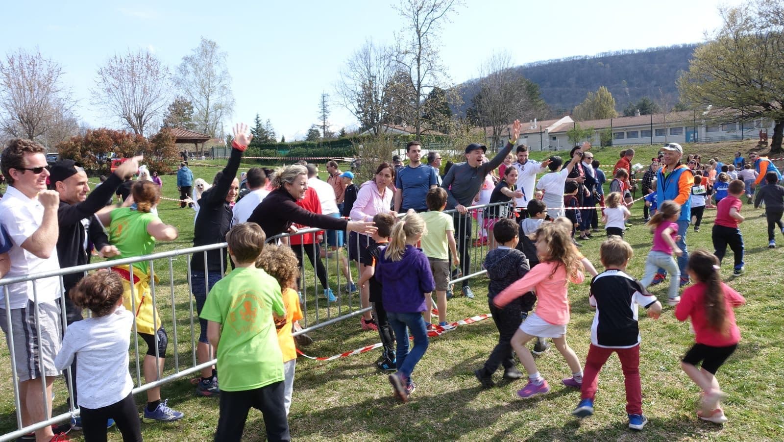 Course à obstacles des enfants du cross de Champagnier 4